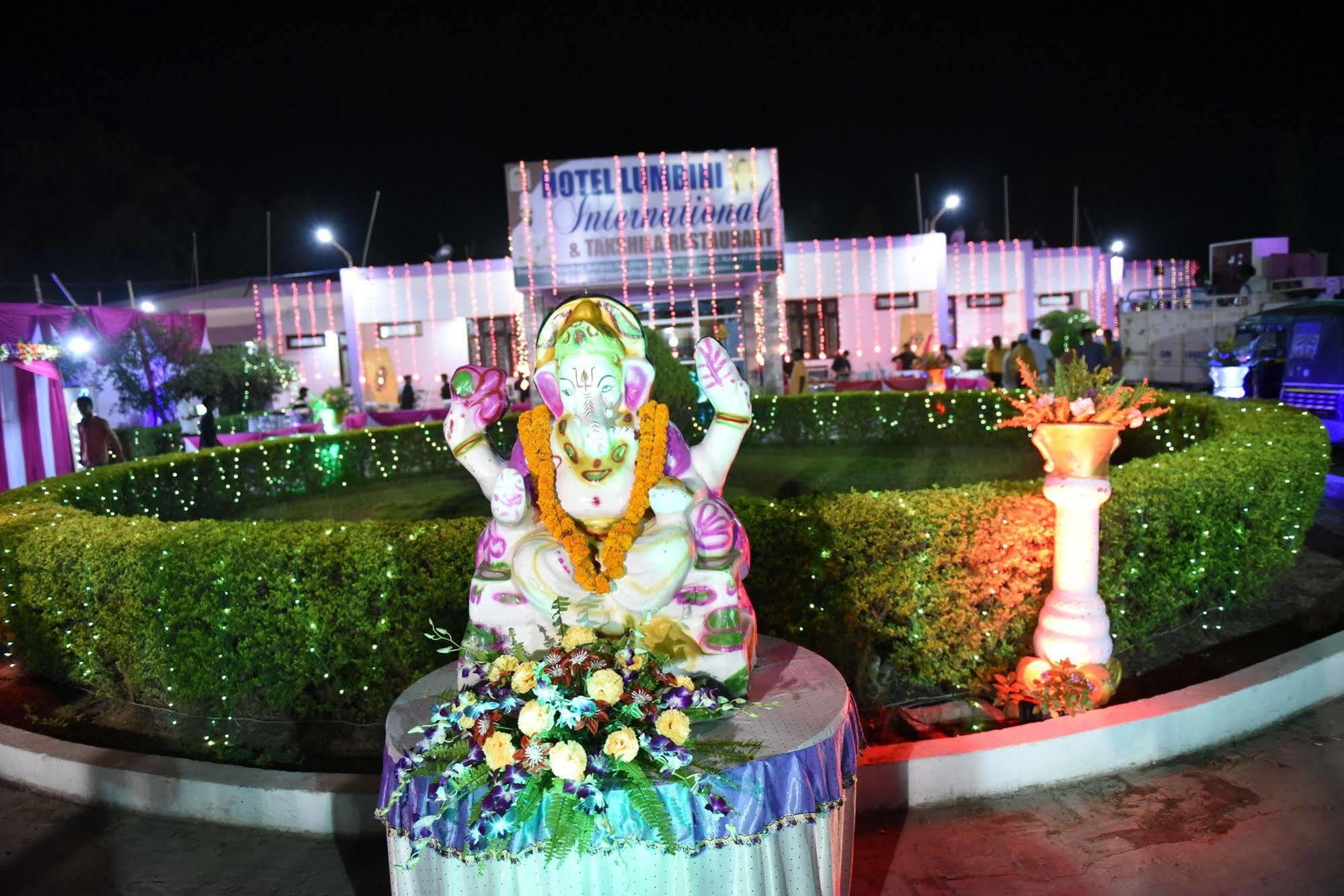 Hotel Lumbini International Бодх-Гая Екстер'єр фото